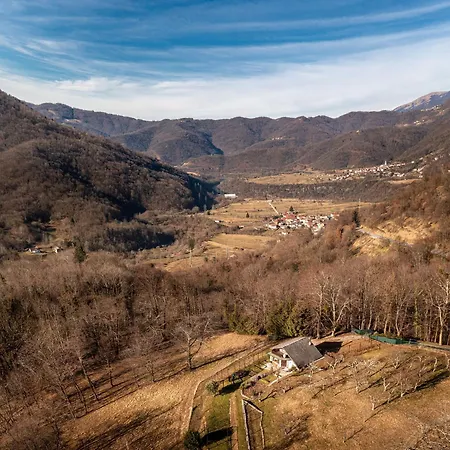 Vilijev Raj, A With In The Countryside Avce