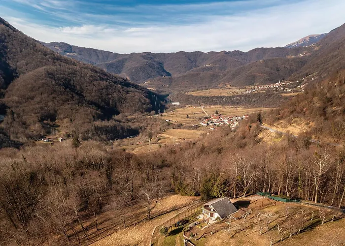 Vilijev Raj, A With In The Countryside Avce