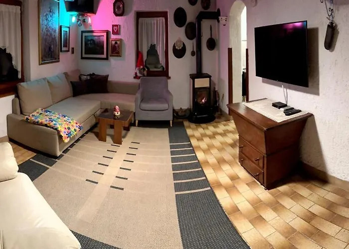 Vakantiehuis Vilijev Raj, A With In The Countryside