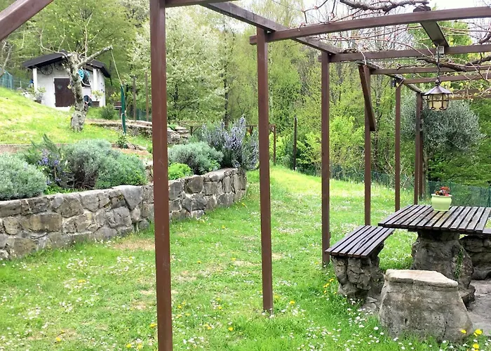 Vakantiehuis Vilijev Raj, A With In The Countryside